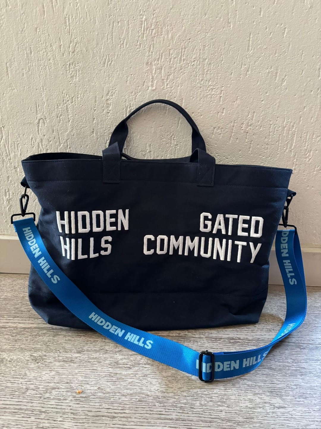 Customer photo review of GATED COMMUNITY CANVAS SHOPPER BAG