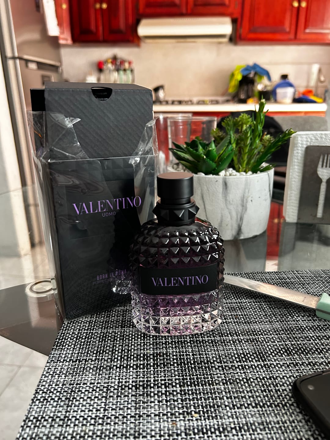 Customer photo review of Perfume Valentino Uomo Born in Roma Purple Melancholia 100ML EDT