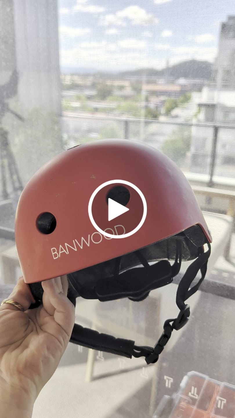Customer video review of Classic Helmet - Red