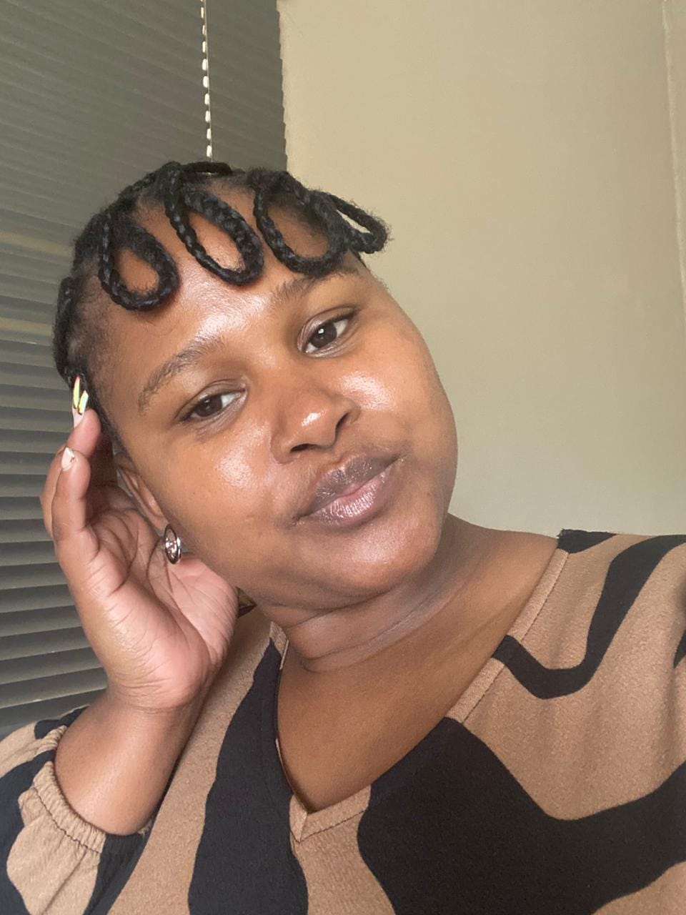 Customer photo review of Silver Diva Studs