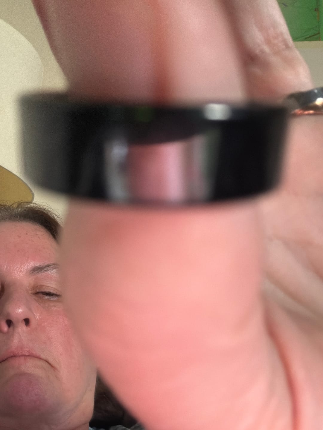 Customer photo review of FITAOS R08 Blood Glucose ECG/EKG Blood Pressure Monitoring AI Health Analysis Smart Ring