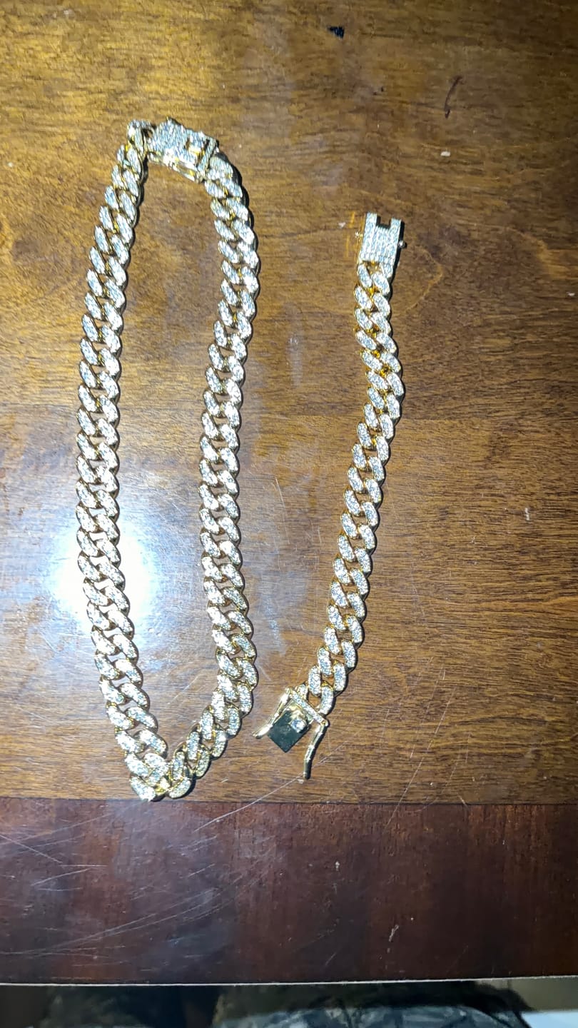 Customer photo review of 12.5mm Cuban Chain + Bracelet - Gold