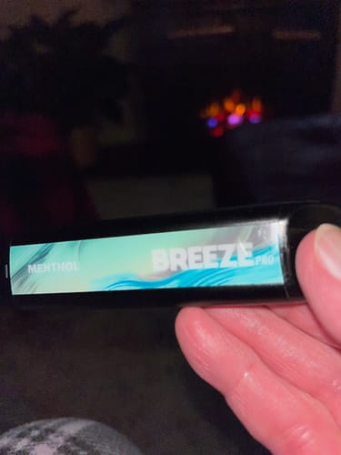 Customer photo review of Breeze Pro Disposable Vape