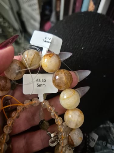 Customer photo review of NIIMBOT B1 Thermal Jewelry Label Printer set (with 3 Rolls Jewelry Labels), for Jewelry sales, Support Android, iPhone, Windows