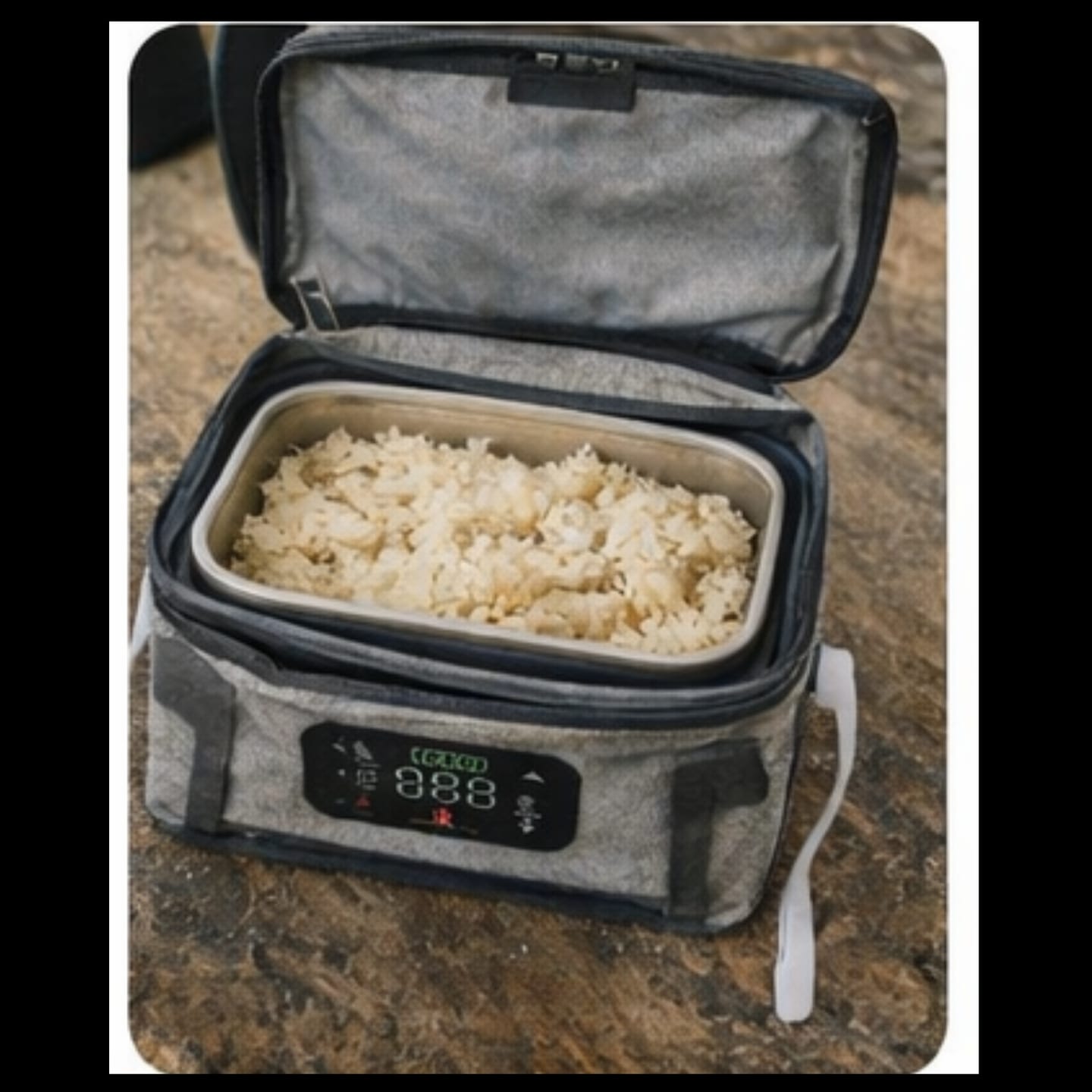 Customer photo review of Explorer Heating Lunchbox™ - Portable And Convenient