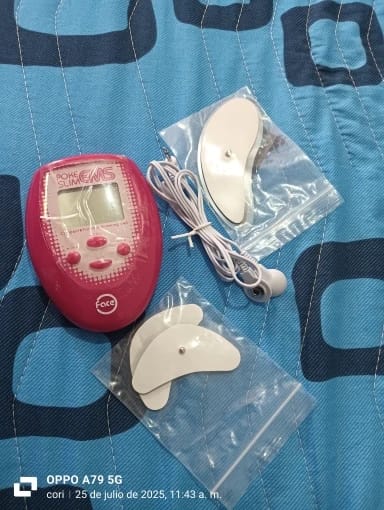 Customer photo review of Electric Facial Massager Stimulate and Relax Facial Muscles for Face Slimming