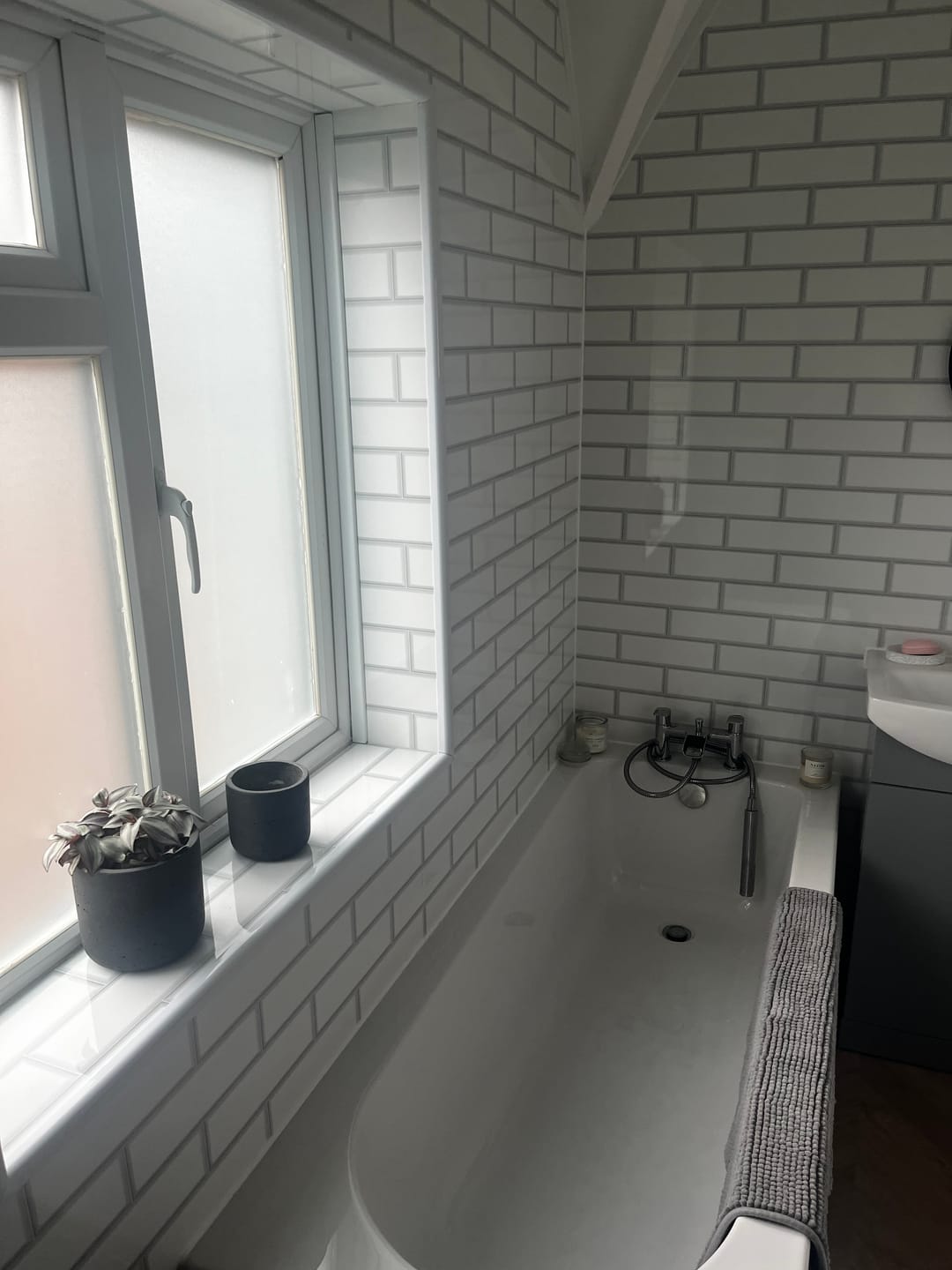 Customer photo review of 10mm London Tile Gloss Shower Panel 1M x 2.4M