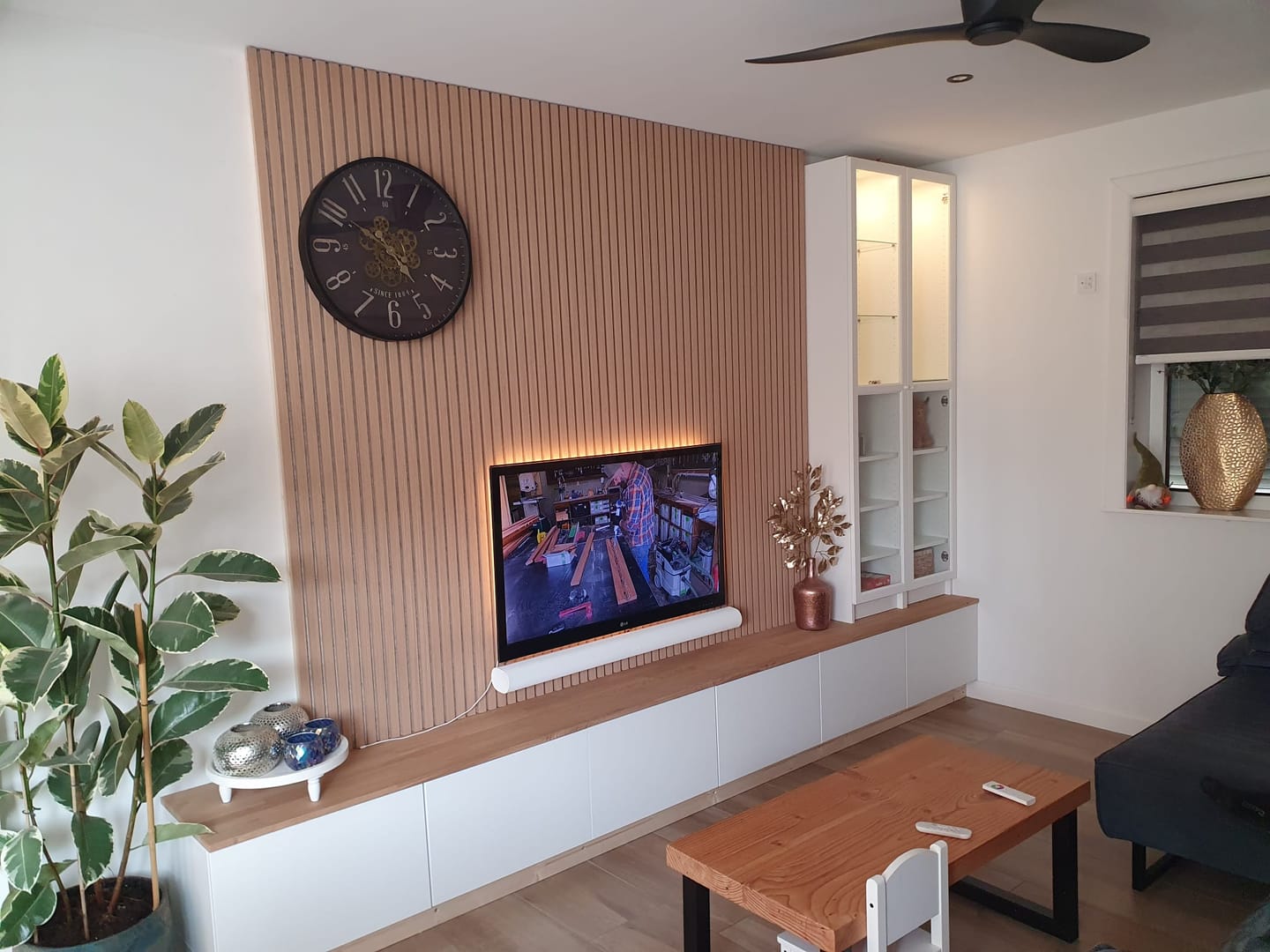 Customer photo review of AkuPanel Naturel Eiken-Hout met Grijs Vilt | 240cm x 60cm | 3-zijdig écht houtfineer