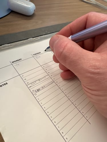 Customer photo review of Uni Kuru Toga Auto Lead Rotation Mechanical Pencil