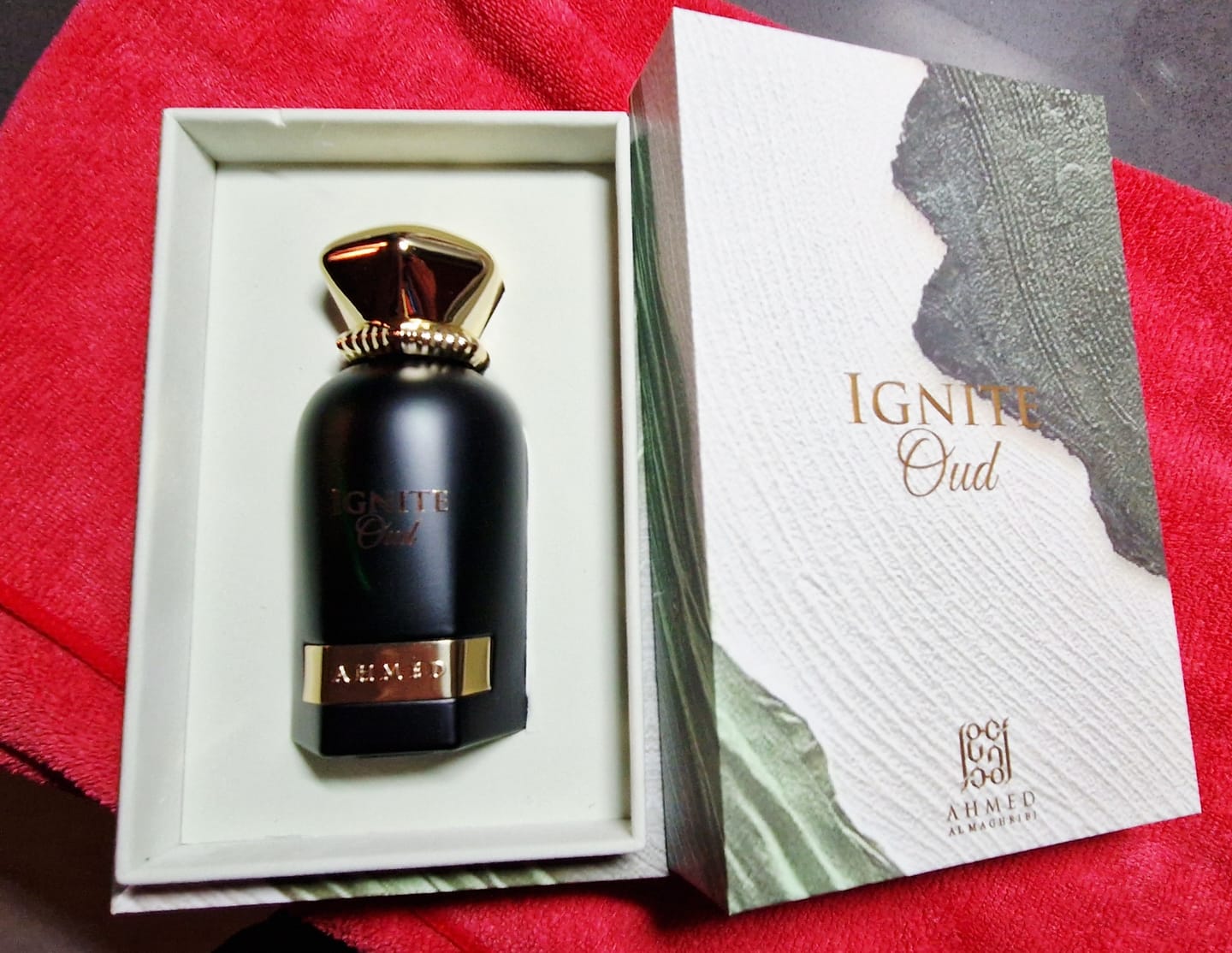 Customer photo review of Ahmed Al Maghribi Ignite Oud Eau de Parfum – Unisex – 60ml