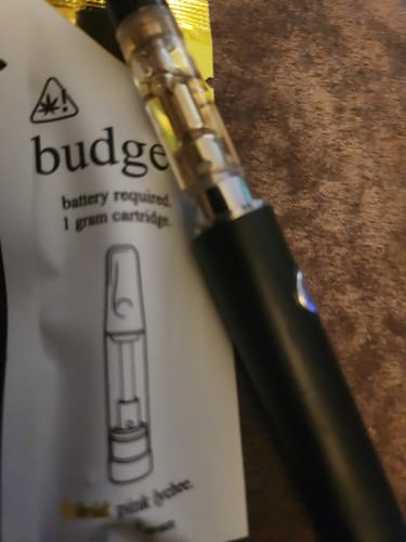 Customer photo review of 1 Gram THCA Blend Vape Cartridge | Pink Lychee - Hybrid