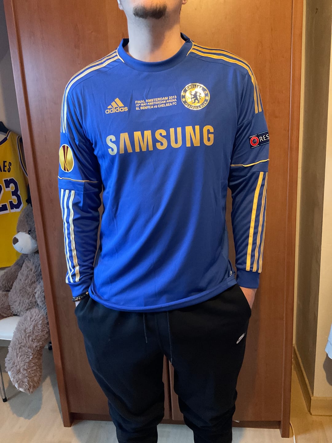 Customer photo review of Eden Hazard Chelsea 2013 Europe League Final Amsterdam Blue Retro Football Jersey