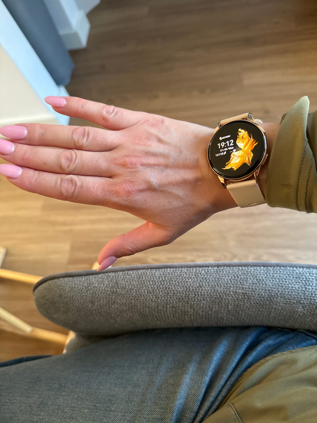 Customer photo review of Siltcon® Auréa Smartwatch Dames Goud