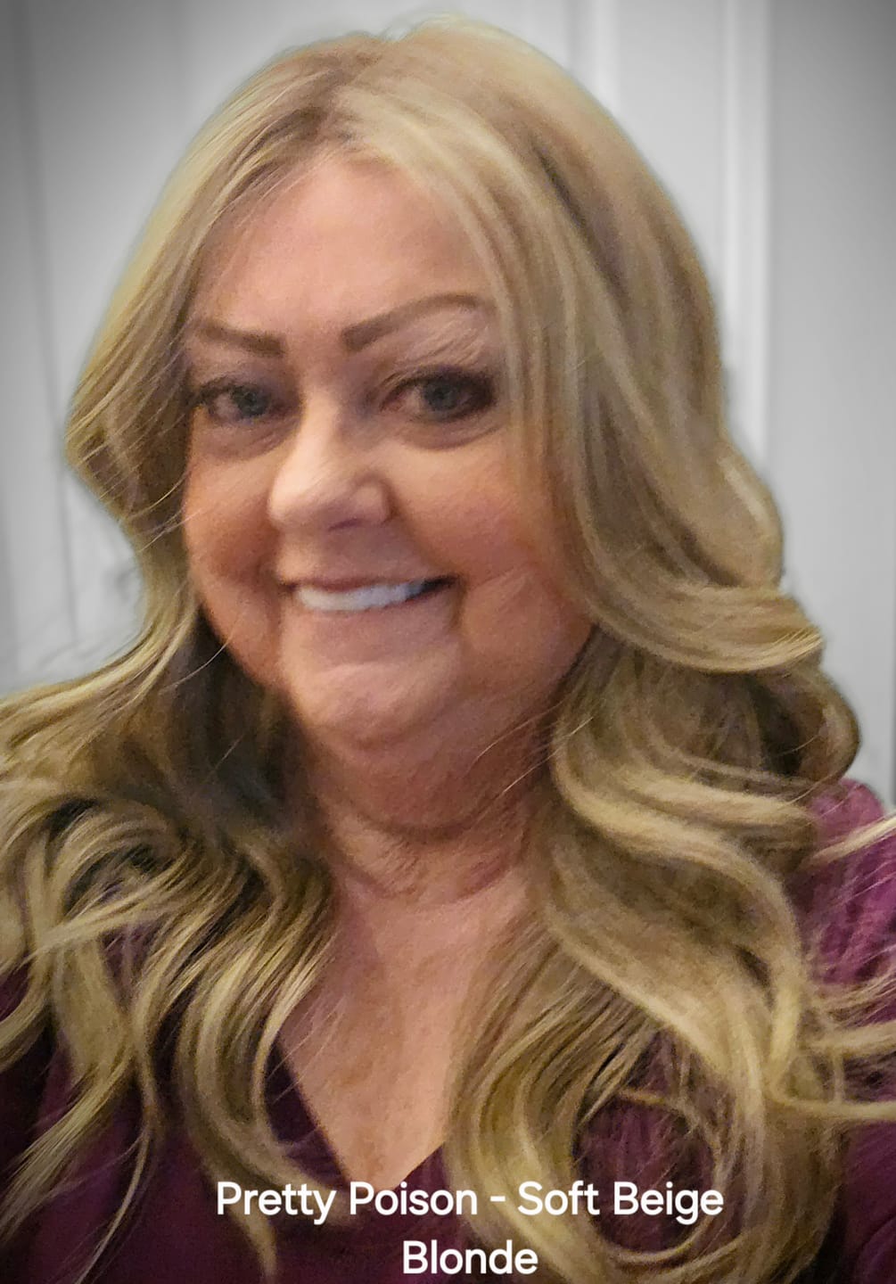 Customer photo review of PRETTY POISON - Soft Beige Blonde
