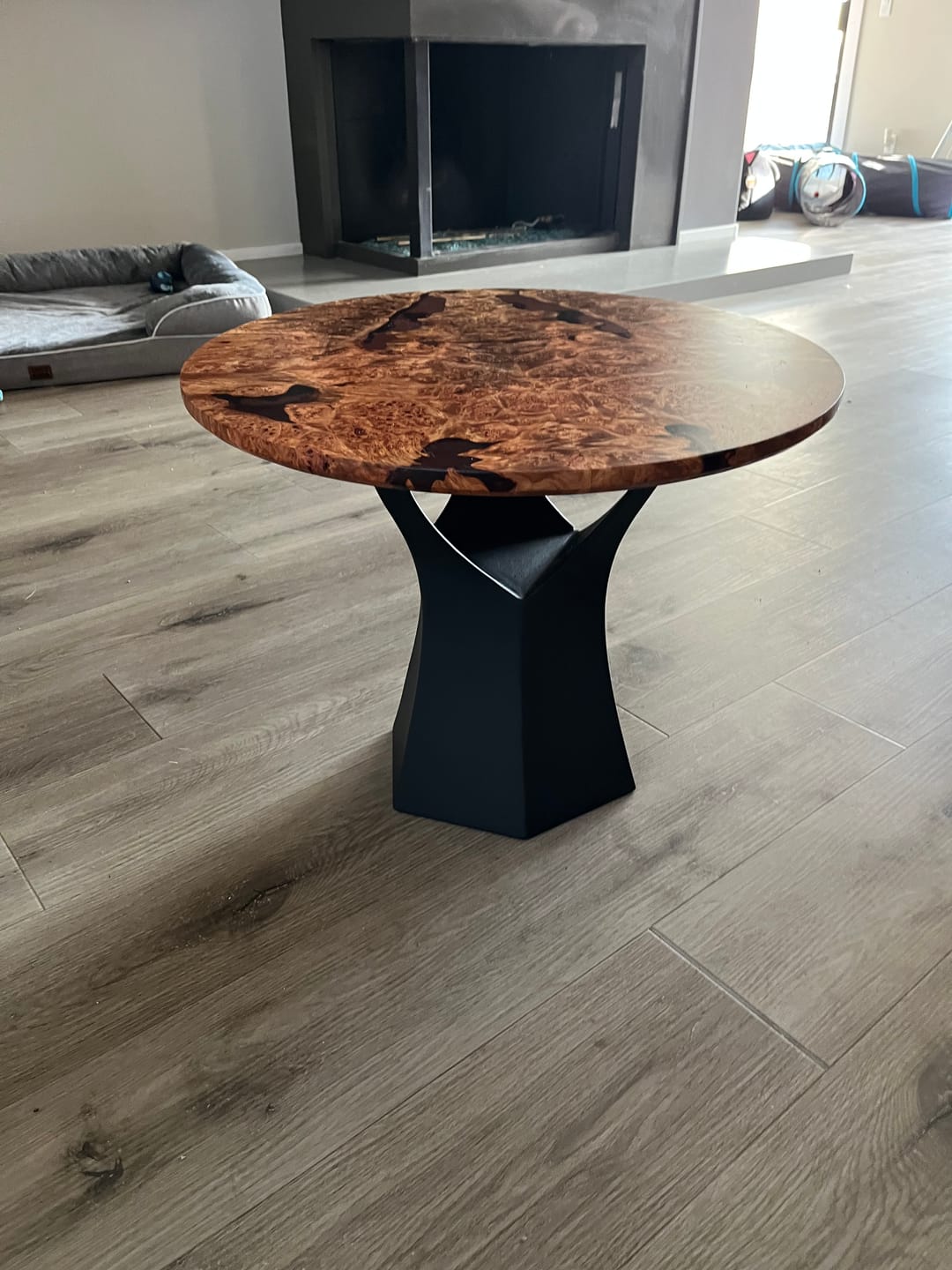 Customer photo review of Coffee Table Base 106S Namu 16.1" H Modern Furniture for Round Table Top