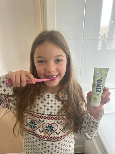 Customer photo review of Apple & Kiwi Toothpaste (x4)