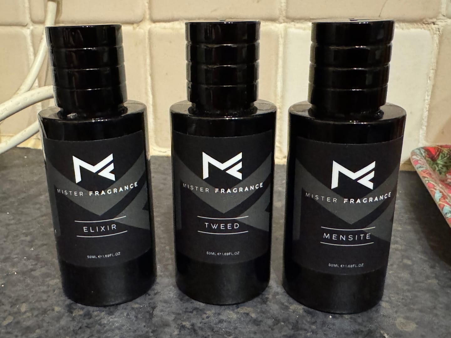 Customer photo review of 3 X 50ml Bundle