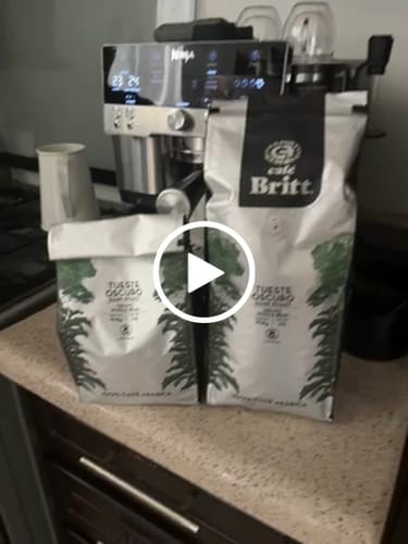 Customer video review of Café Britt Tueste Oscuro Grano
