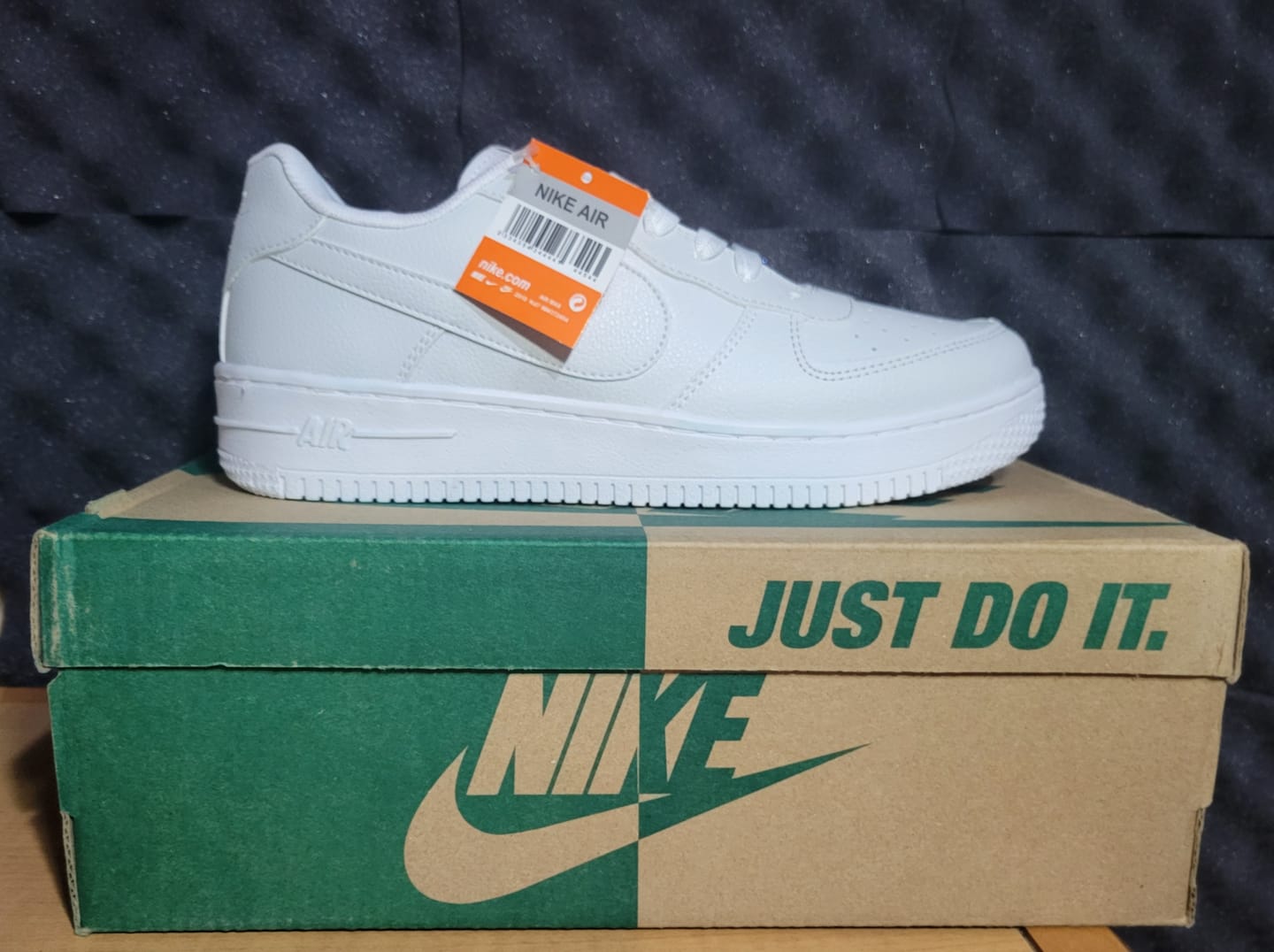 Customer photo review of Paq 6 Pares Tenis 270 Blanco Total 25/28.5
