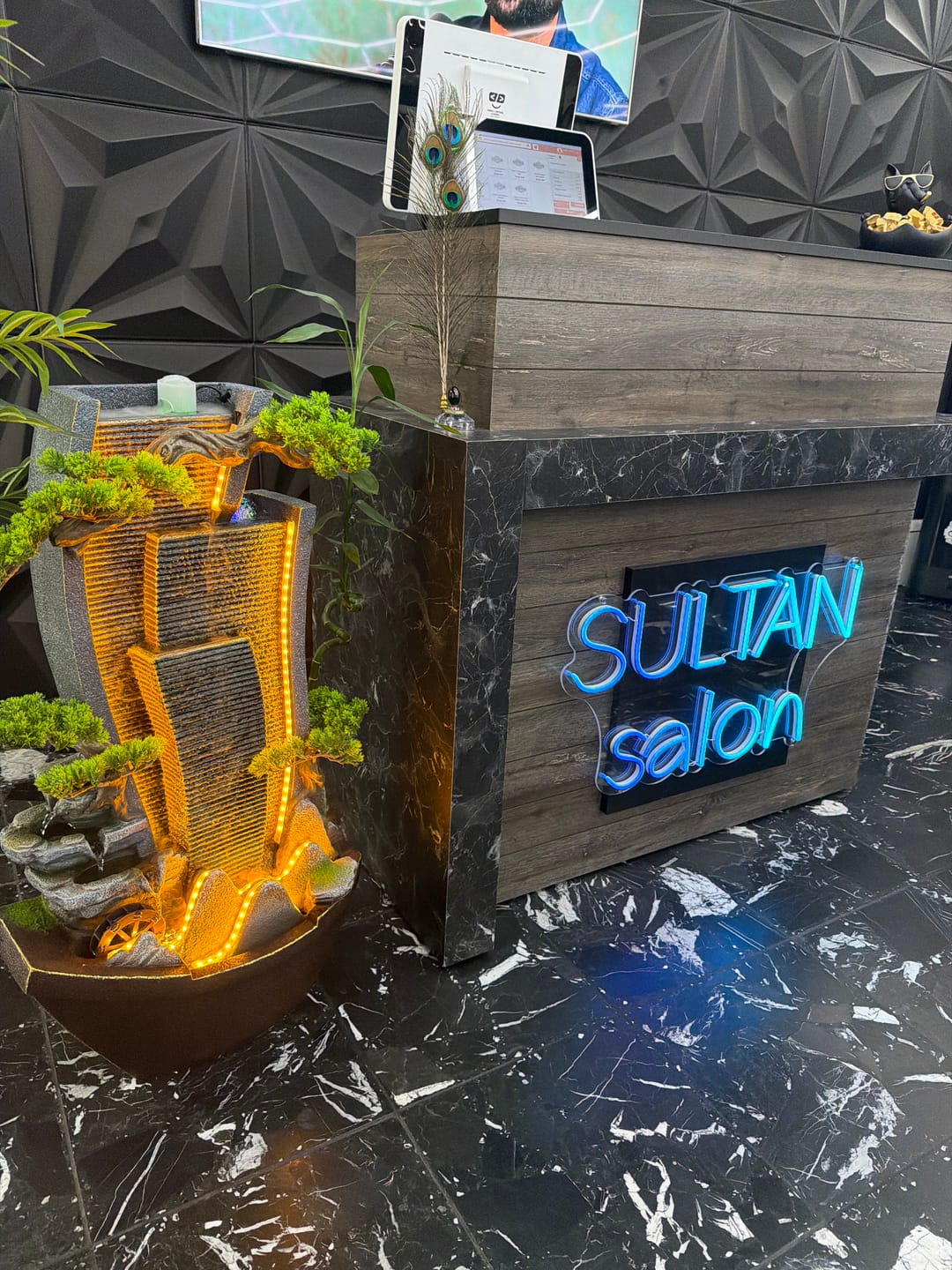 Customer photo review of AquaLuxe Wasserbrunnen Fermo Indoor & Outdoor