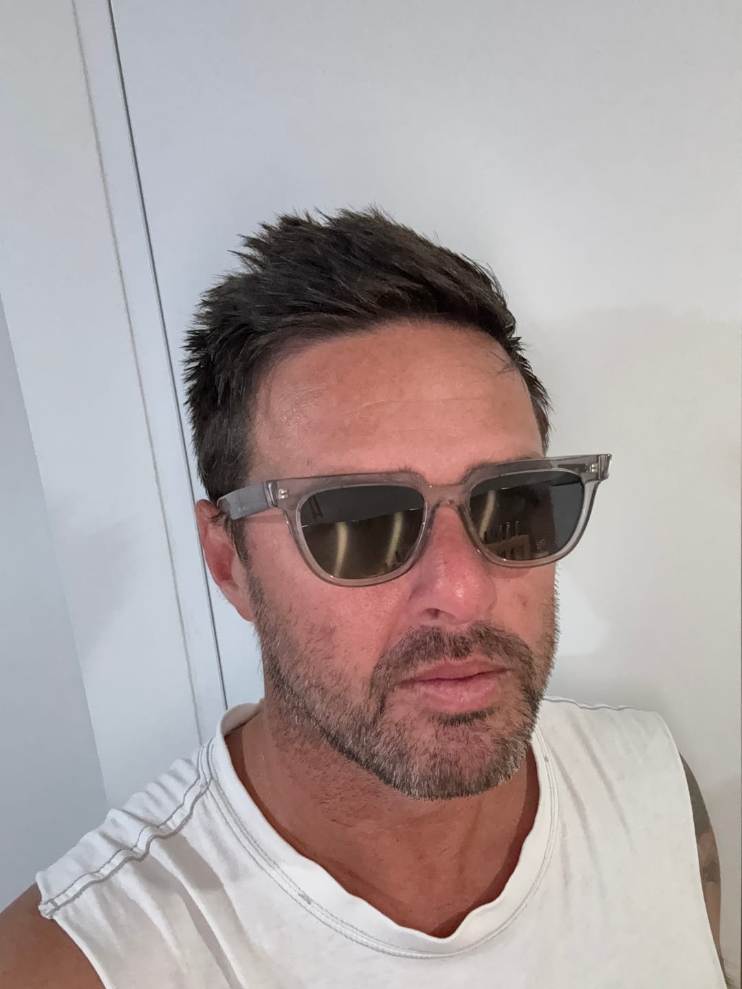Customer photo review of ONI - Smoke