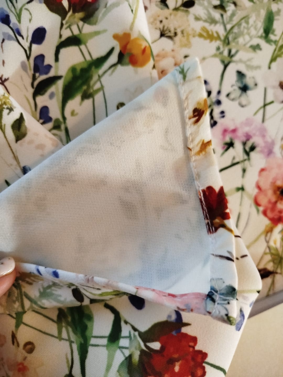 Customer photo review of מפת שולחן לירון
