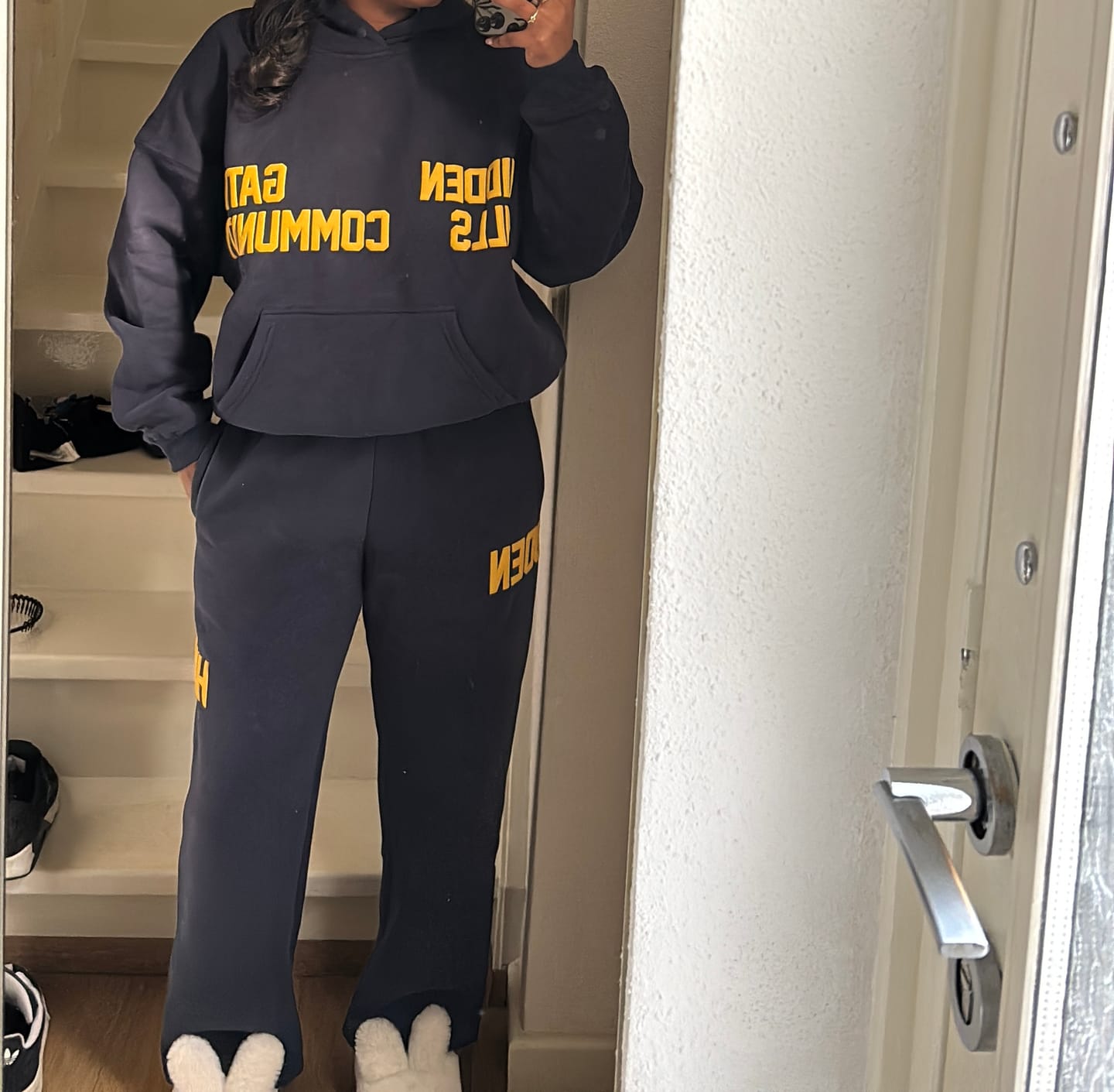 Customer photo review of GATED COMMUNITY STRAIGHT LEG SWEATPANTS AMBER/NAVY