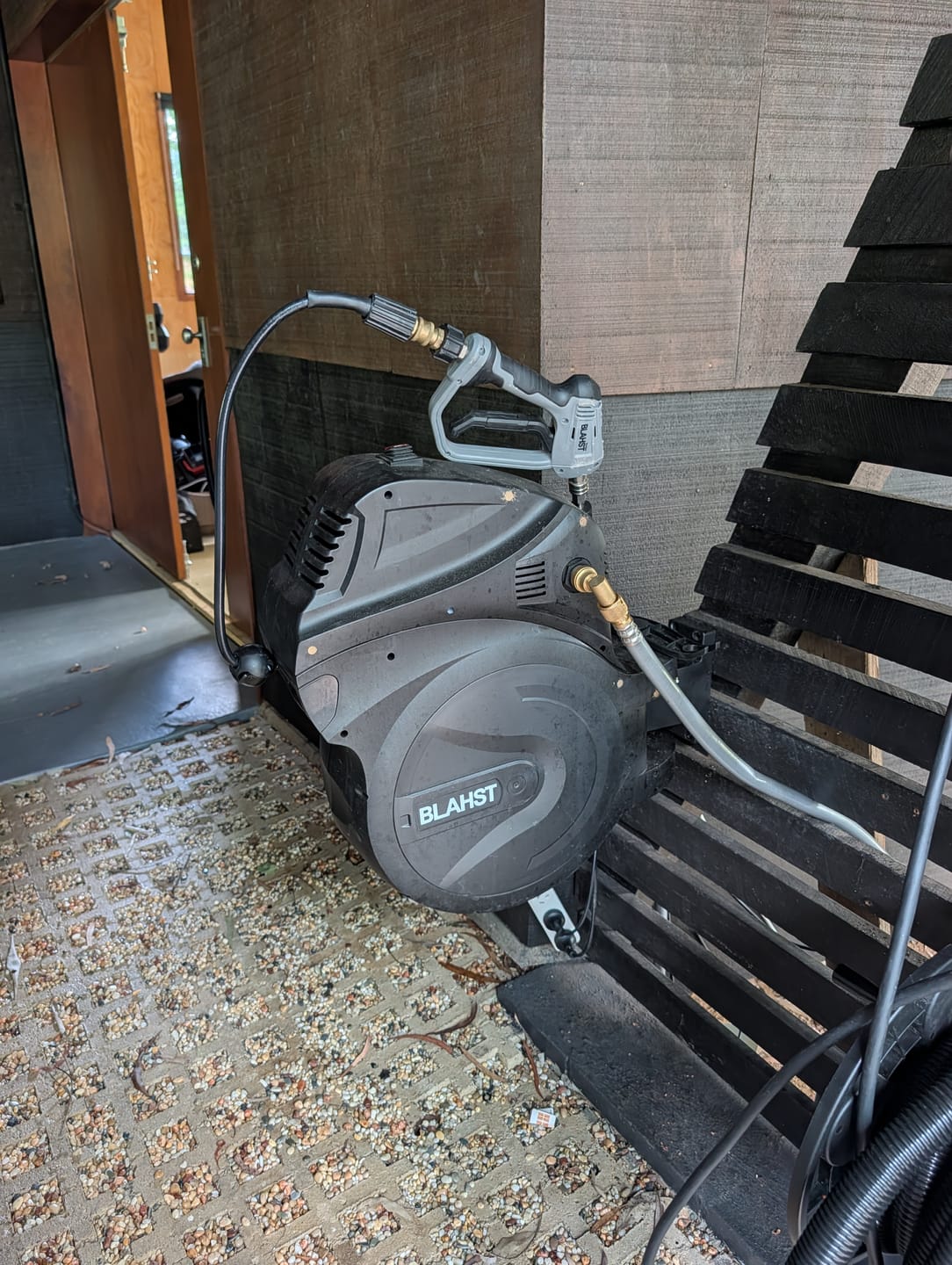 Customer photo review of R30 Wall-Mounted Pressure Washer