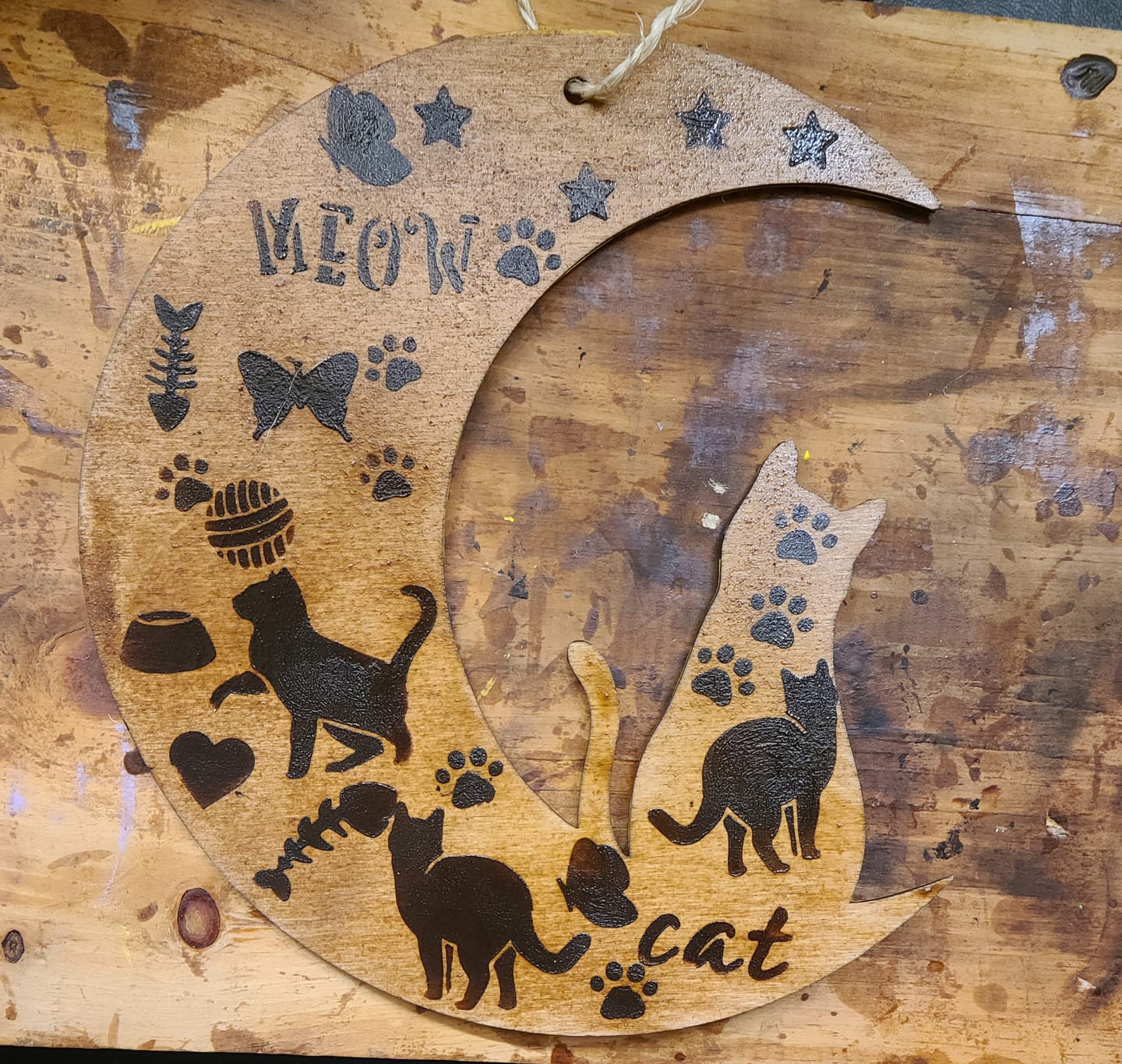 Customer photo review of Unfinished Wood Cat and Moon Silhouette Shape - Craft - up to 46"