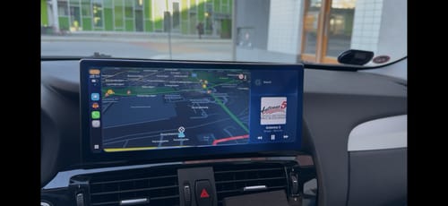 Customer photo review of 12.3'' Ultra CarPlay Android Auto Linux screen for BMW X3 F25 X4 F26 2011-2017