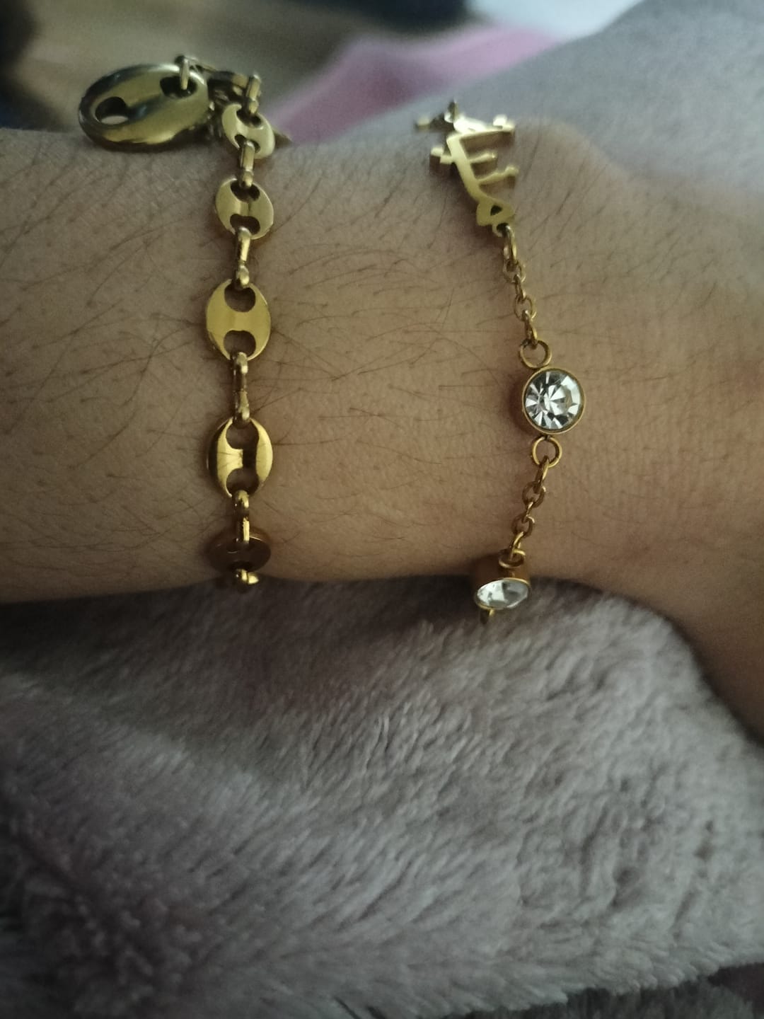 Customer photo review of Bracelet Personnalisé avec Cristal En Arabe