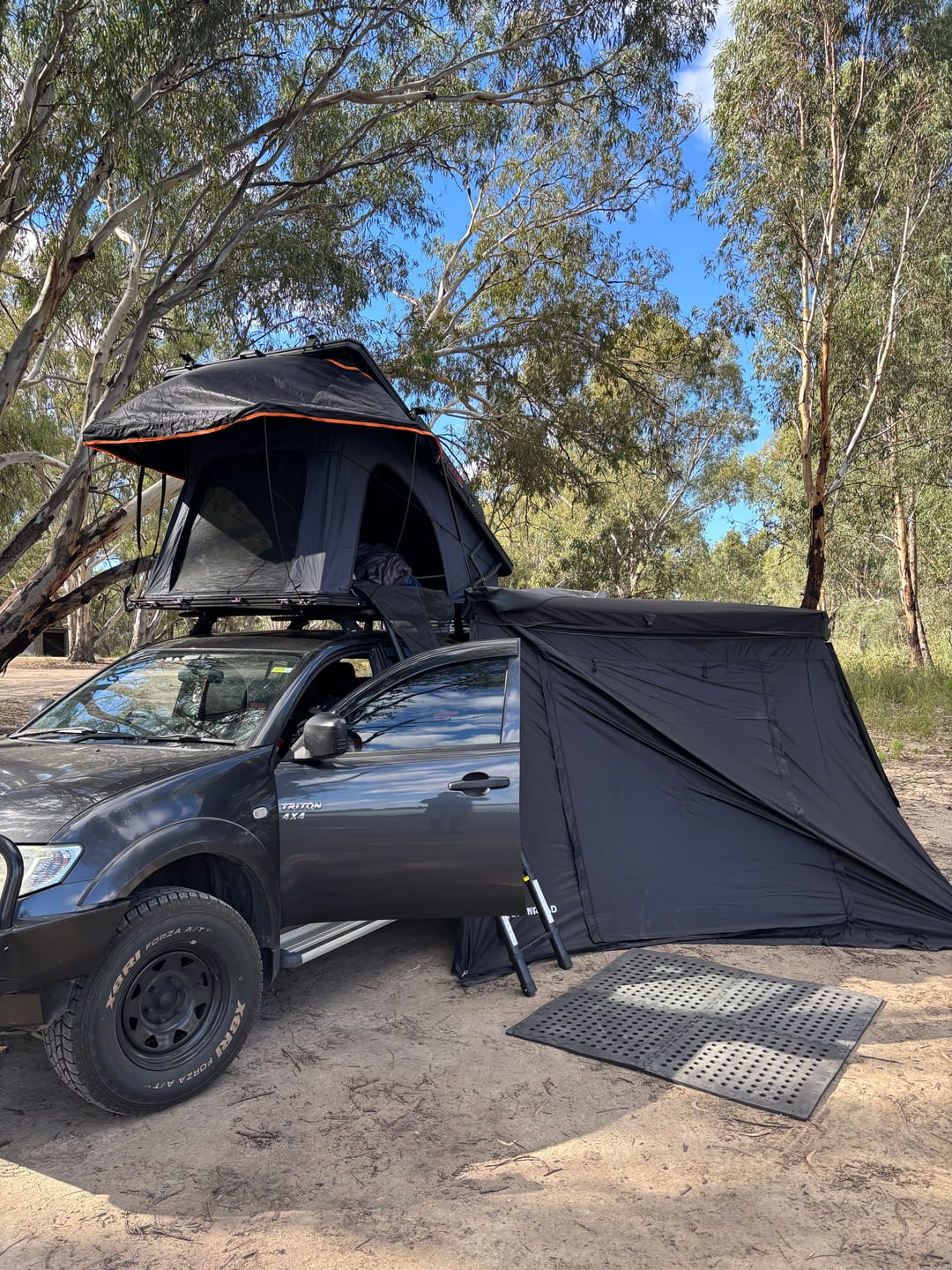 Customer photo review of OPENROAD Aluminum Hard Shell Roof Top Tent-X Series