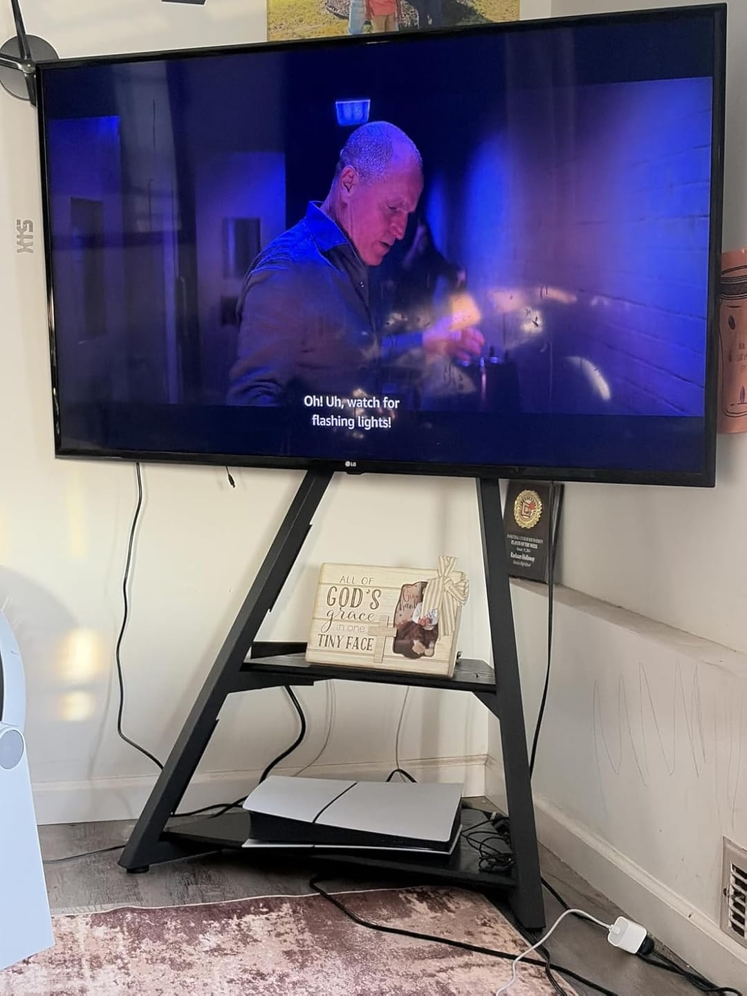 Customer photo review of Eiffel FT65 TV Stand