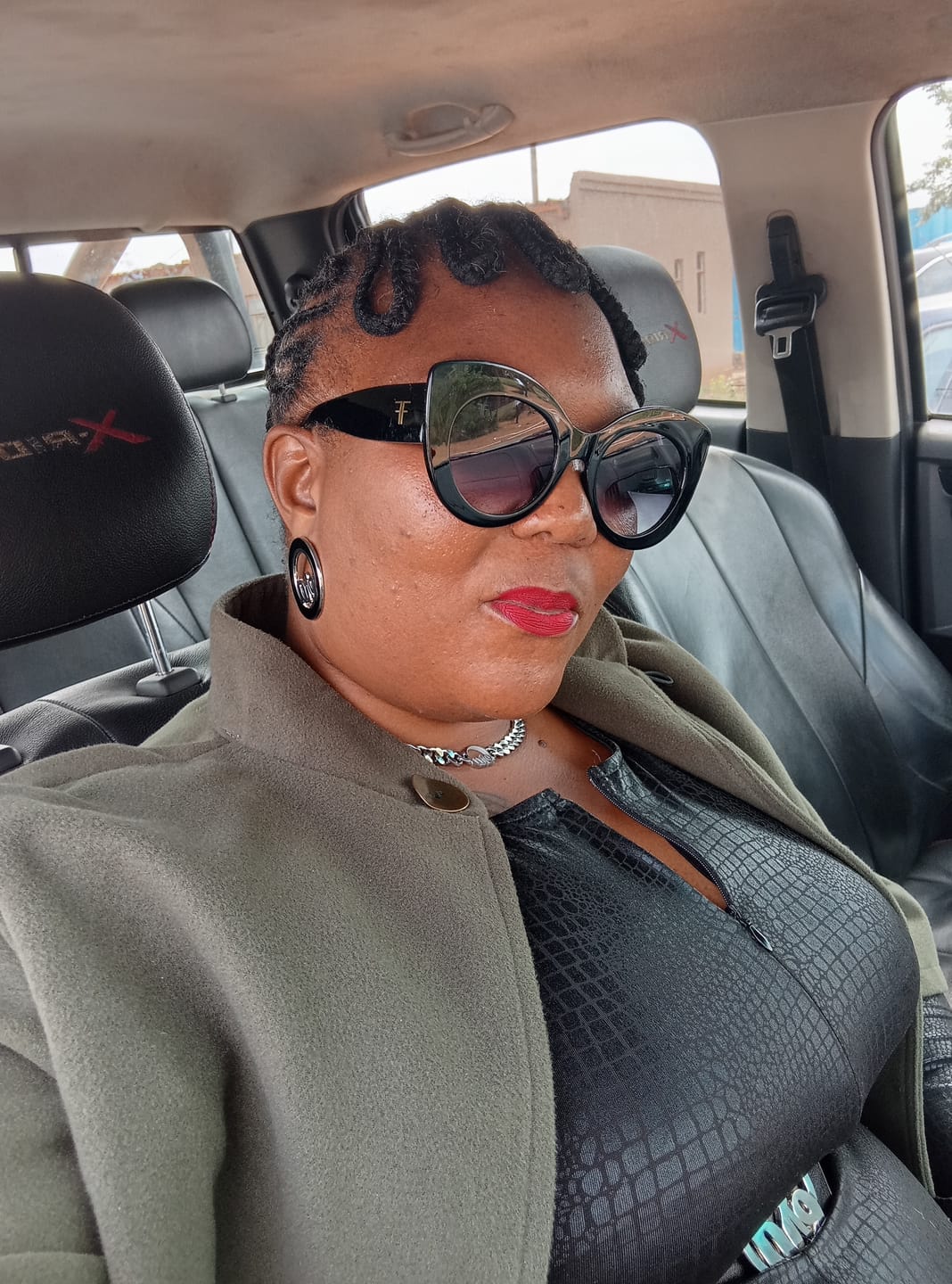 Customer photo review of Silver Diva Earrings
