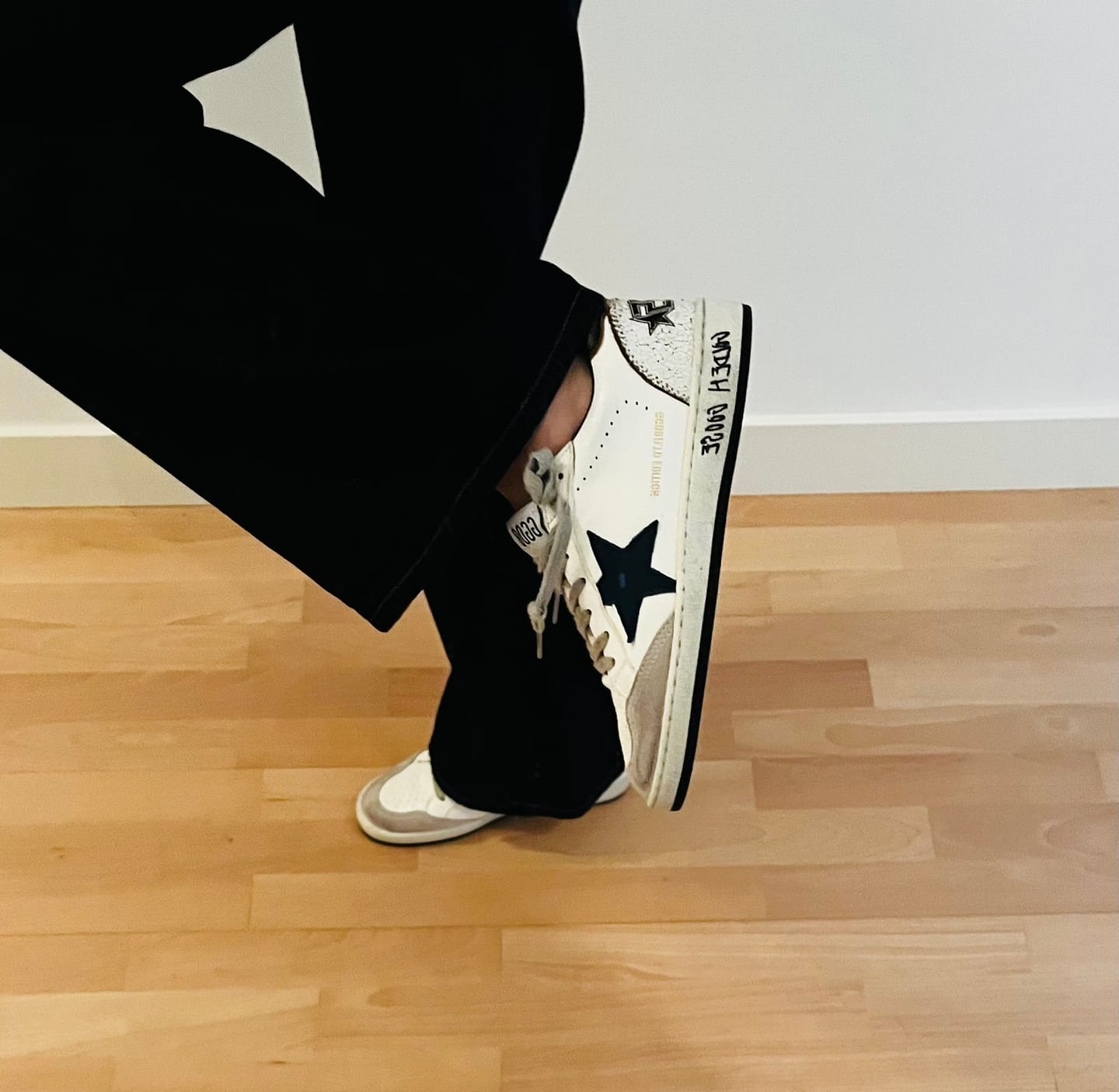Customer photo review of Golden Goose 2025 Star Sneaker Ivory Black mix Blue Cowhide 500614