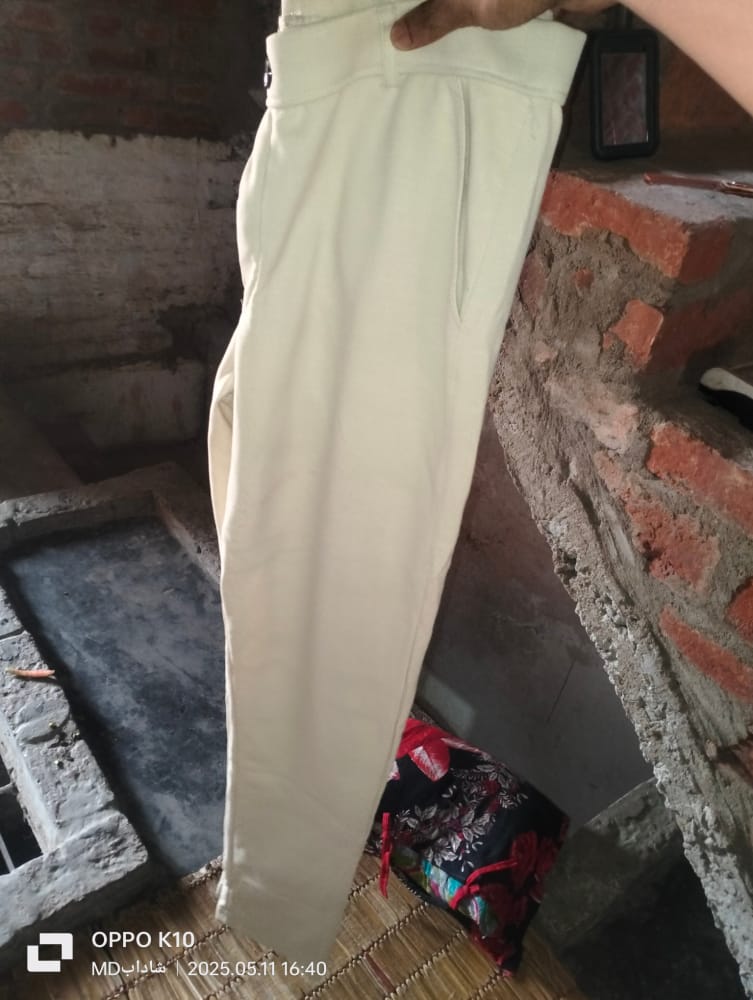 Customer photo review of Men's Brown Soft Lycra Trouser