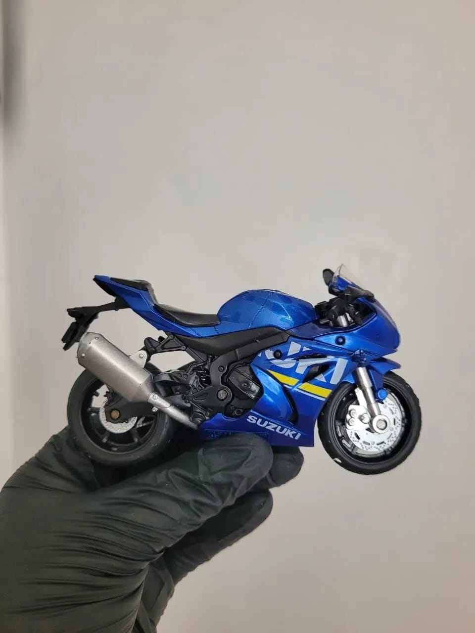 Customer photo review of MiniBike 1:18 scale