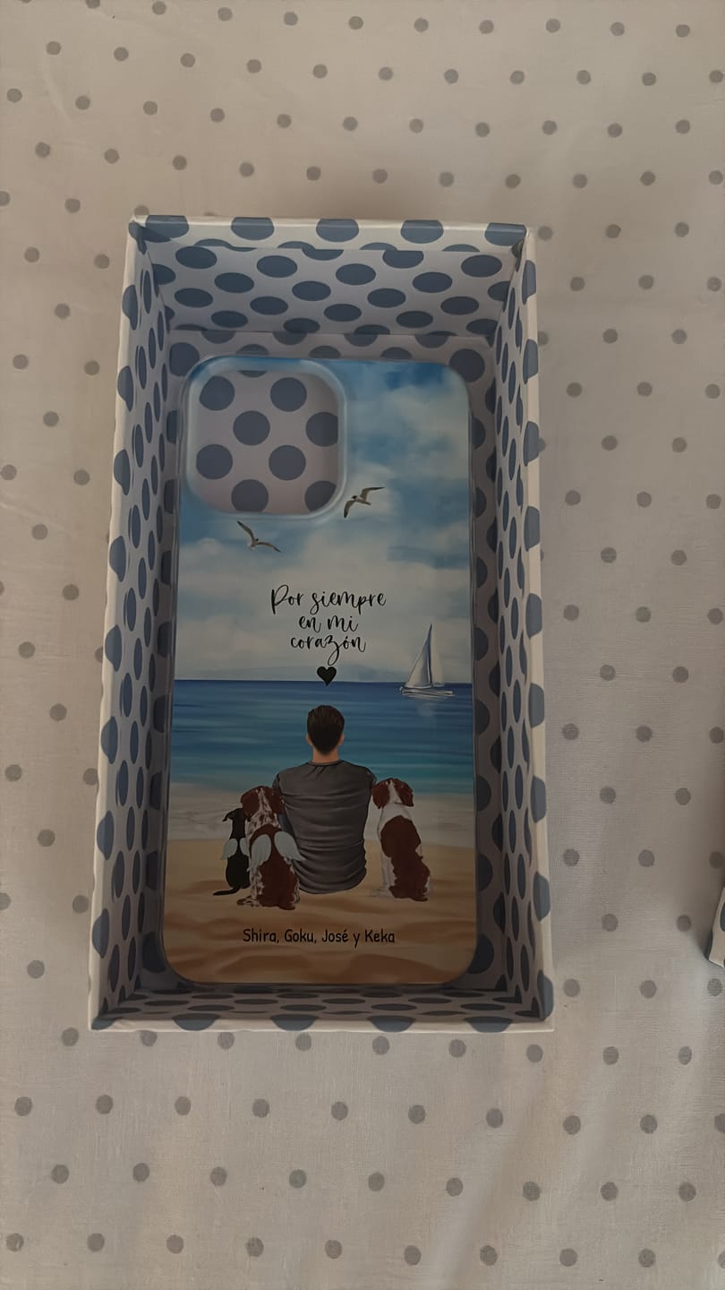 Customer photo review of Siempre conmigo - Funda personalizada