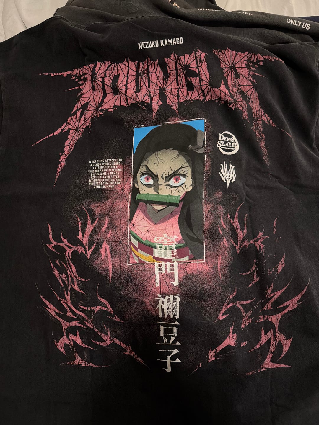 Customer photo review of 4266 - Demon Slayer: Kimetsu no Yaiba - Character Tees