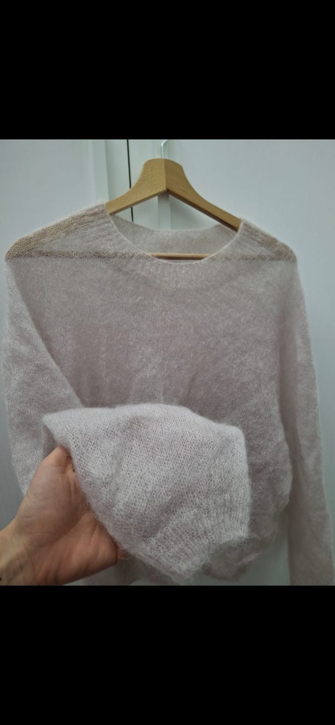 Customer photo review of Pull Over Rosa