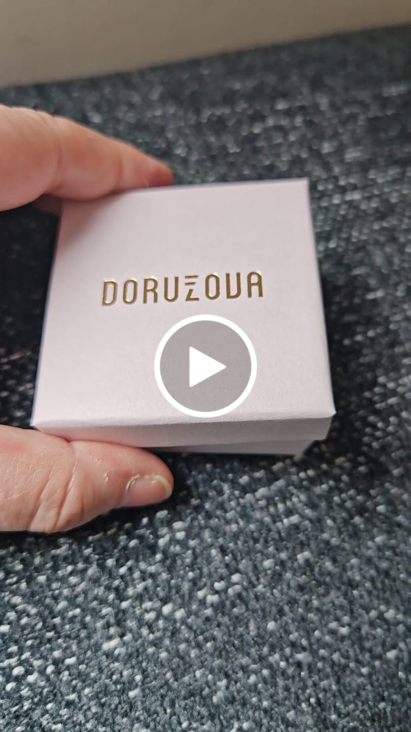 Customer video review of Anatomical Heart Earrings - pink