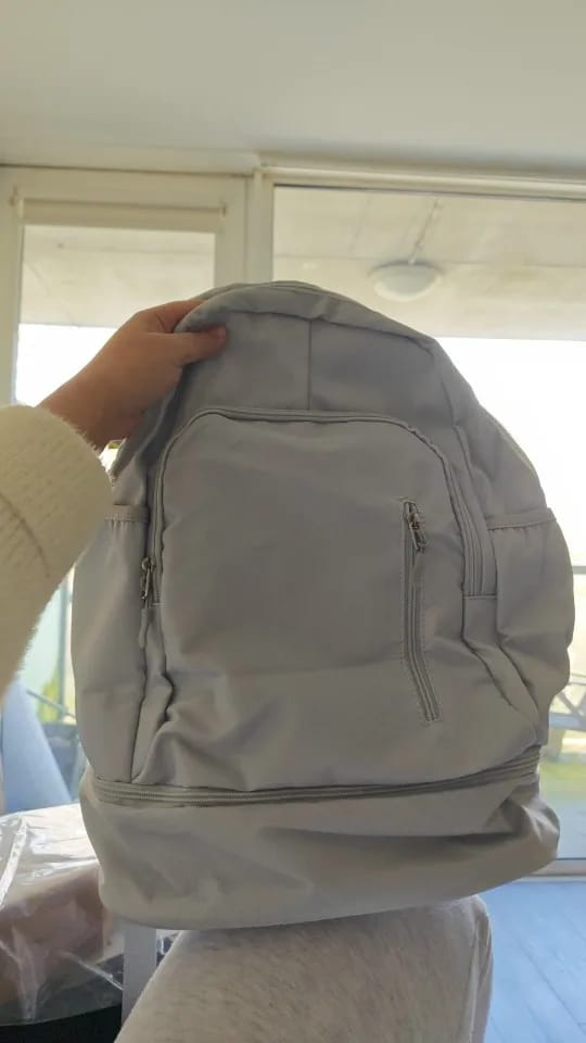 Customer photo review of Mochila Desportiva Feminina