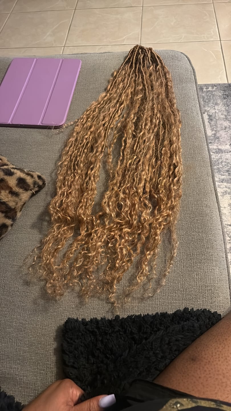Customer photo review of #27 Honey Blonde Pre-looped Crochet Boho Locs with Human Hair Curls