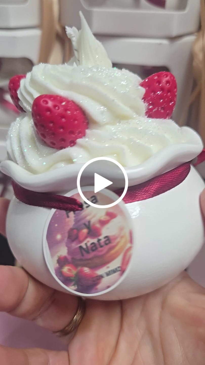 Customer video review of Fragancia CARAMEL RASPBERRY & VAINILLA