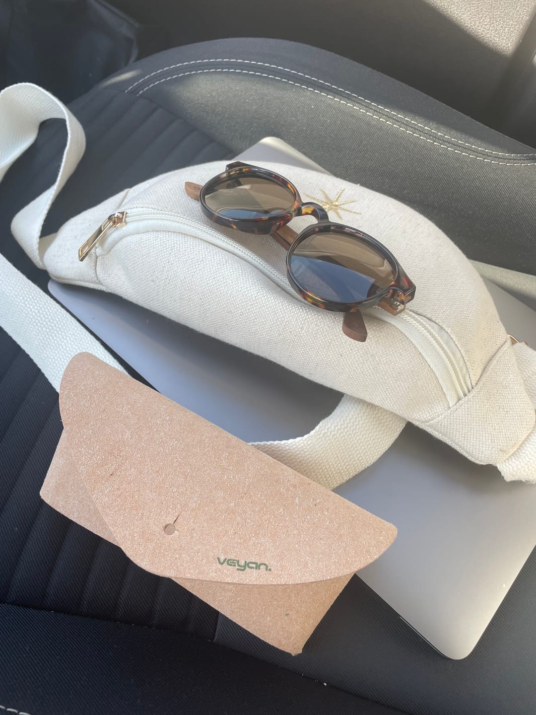 Customer photo review of HANGER
