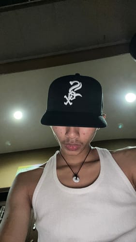 Customer photo review of 59FIFTY Chicago White Sox Black Fitted
