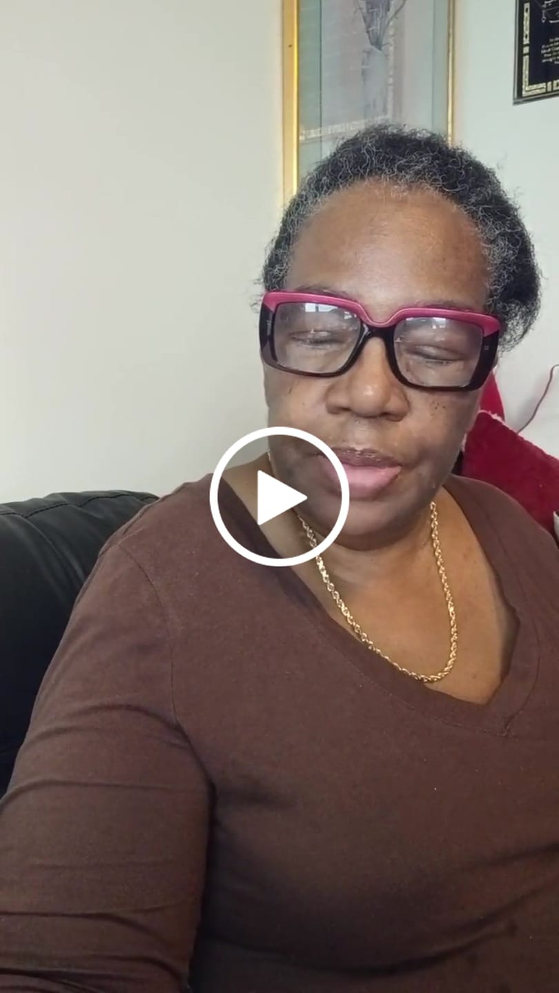 Customer video review of Honeybee Foaming Bath Butter