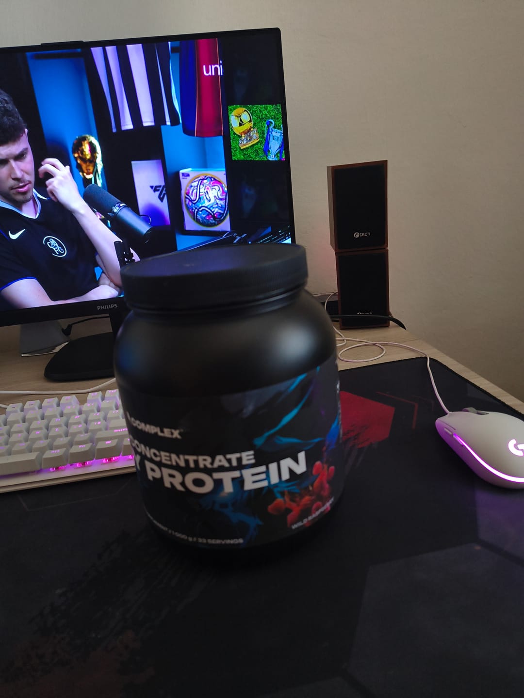 Customer photo review of CFM Whey Protein