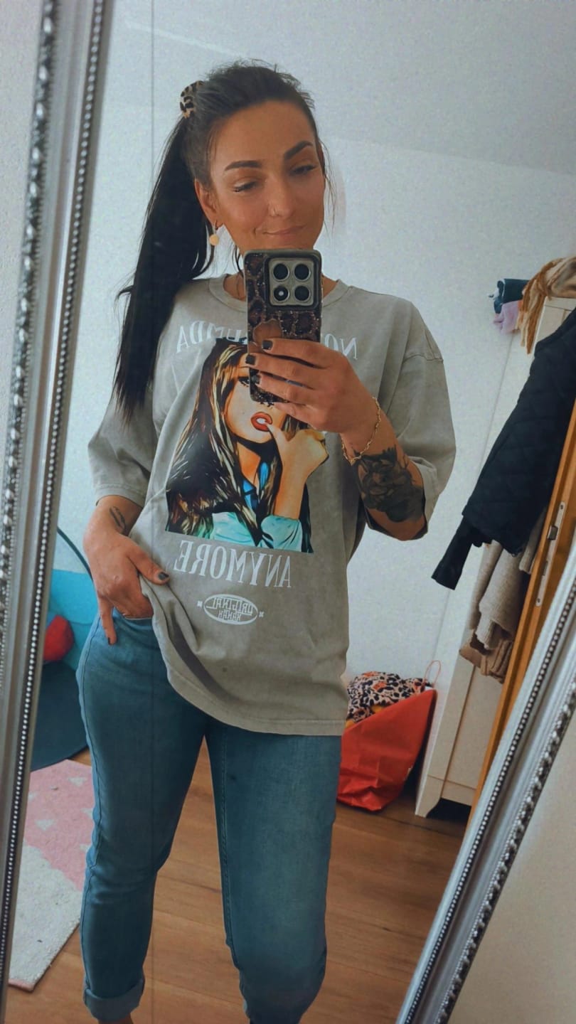 Customer photo review of NOT UMRUMDA - Oversized Shirt