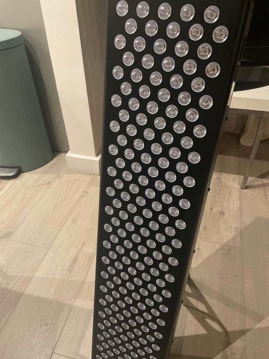 Customer photo review of Koanna® Luma1000™ – Kraftvolles, mittelgroßes Rotlicht-Panel